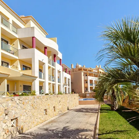 Sea View Apartment, Ac, Wifi, Pool Daire