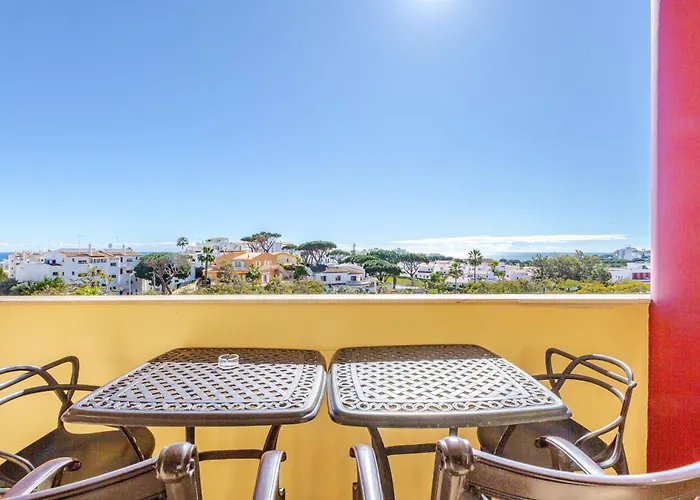 Апартаменты Sea View Apartment, Ac, Wifi, Pool *