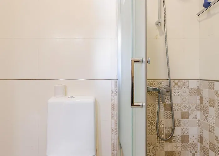 Апартаменты Sea View Apartment, Ac, Wifi, Pool *