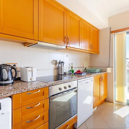 Sea View Apartment, Ac, Wifi, Pool Apartment *